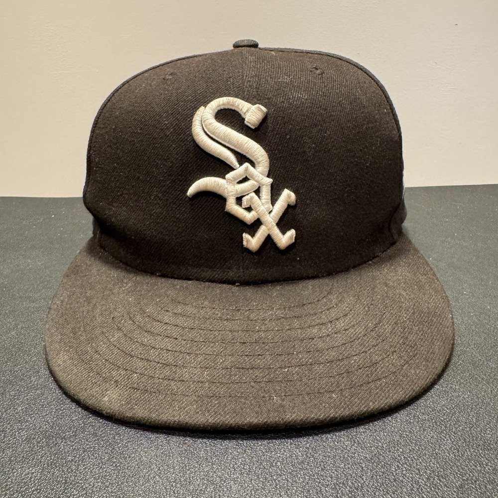 Vintage Chicago White Sox Hat Cap Black Snap Back Embroidered Logo MLB Baseball